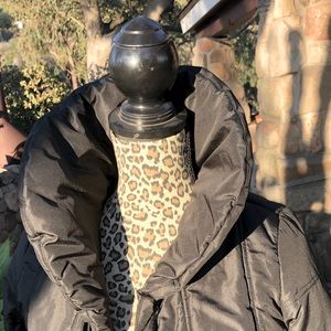 Forever 21: bolero puffer jacket in quilted black